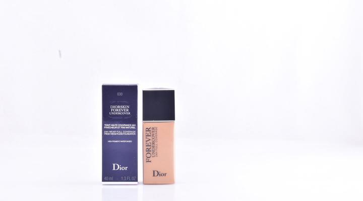 Actual product image Dior Diorskin Forever Undercover 24H (#030 Medium Beige)
