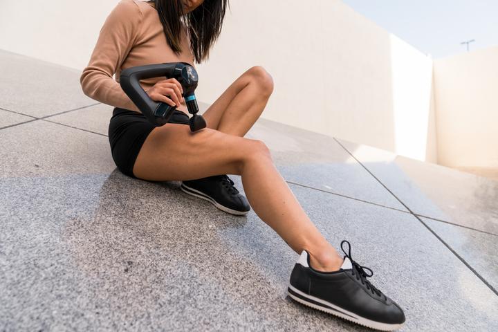 Produktbild Therabody Theragun Elite (4. Generation - 2020) (5 Stufen, 78 min)