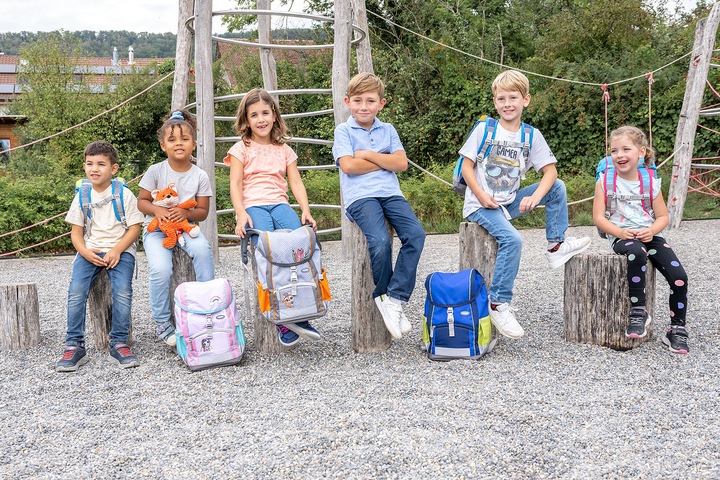 Produktbild Funki Kindergartenrucksack A4 PLUS+ Mono-Violet, 13 l (13 l)