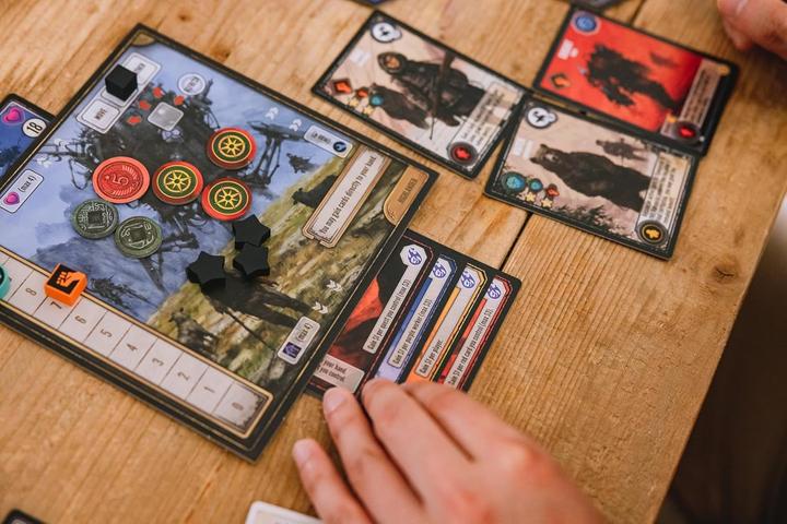 Produktbild Stonemaier Games Expeditions (Englisch, 1 - 5 Spieler)