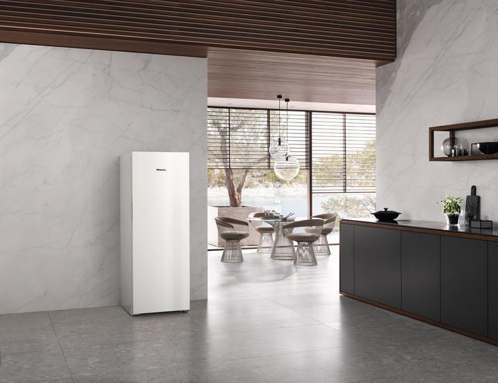 Produktbild Miele FN 4844 C (Freistehend, 239 l)