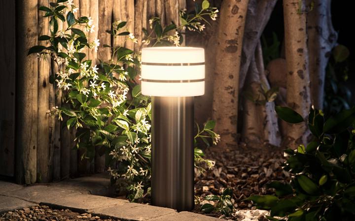 Produktbild Philips Hue Tuar Basis (806 lm, E27)