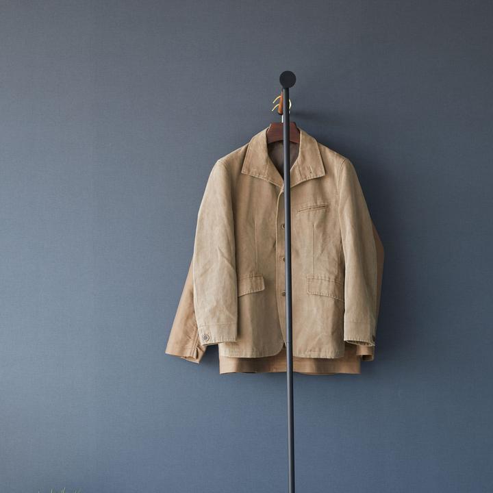 Actual product image Yamazaki Lehnender Kleiderständer zum Dampfbügeln TOWER