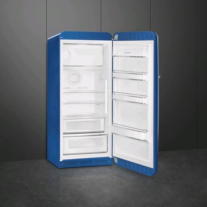 Actual product image Smeg 50's Retro Style FAB28RBE5 (270 l)