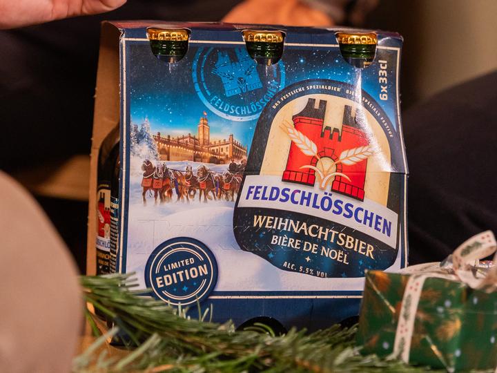 Actual product image Feldschlösschen Christmas Beer Märzen Beer (6 x 33 cl)