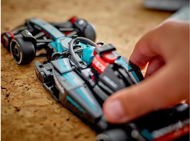 Produktbild LEGO Mercedes-AMG F1 W15 Rennauto (77244, LEGO Speed Champions)