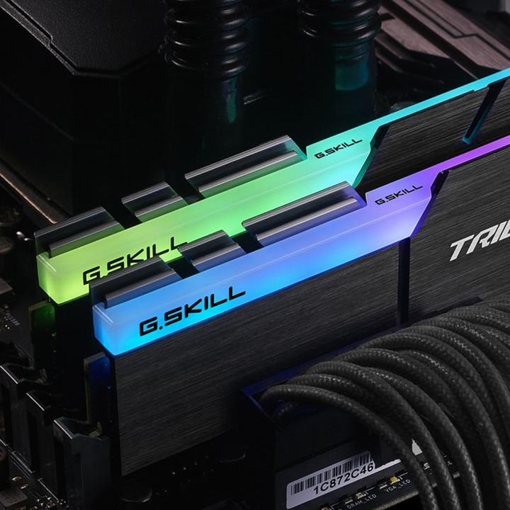 Produktbild G.Skill Trident Z RGB (2 x 8GB, 3200 MHz, DDR4-RAM, DIMM)
