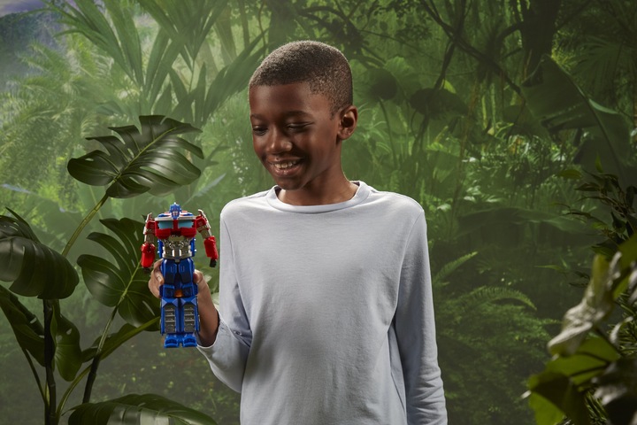 Produktbild Hasbro Transformer MV7 Optimus Prime Blaster 2in1