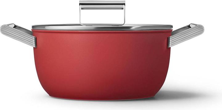 Actual product image Smeg CKFC2411RDM Casserole Ø 24 cm with glass lid, 2 handles, red (24 cm, Casserole + Stewpot, Aluminium, Stainless steel)