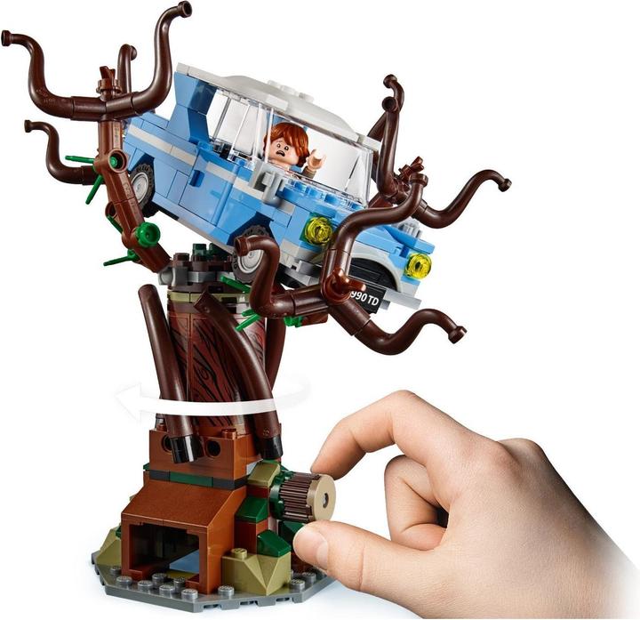Actual product image LEGO The Whipping Willow of Hogwarts (75953, LEGO Harry Potter)