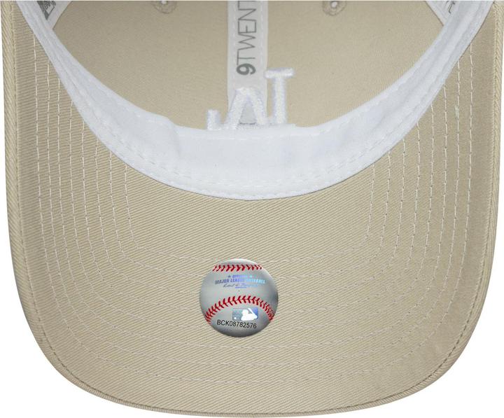 Actual product image New Era 9Twenty Damen Trucker Cap Washed Los Angeles Dodgers