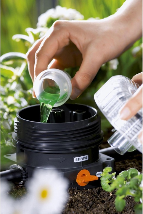 Actual product image Gardena Fertiliser mixing device