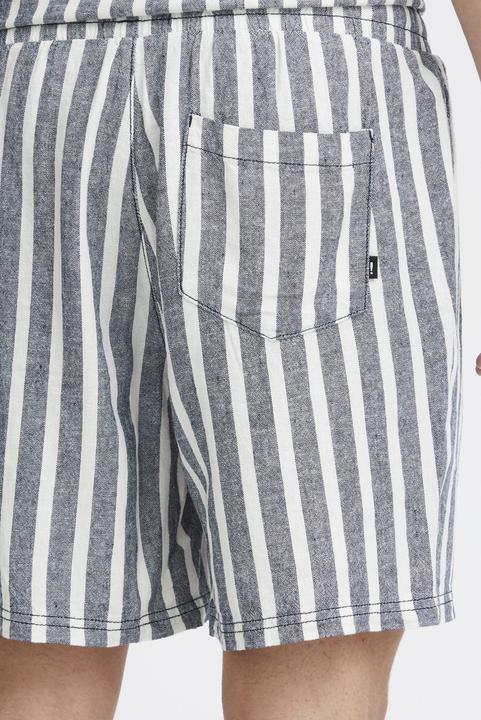 Actual product image Solid SDFried Short 21108373 (XL)