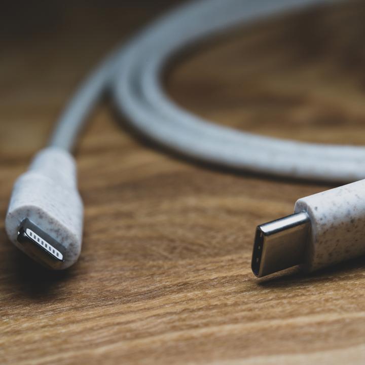 Immagine prodotto XtremeMac Lightning To USB-C Cable - 2m - Mfi (2 m, 18 W)
