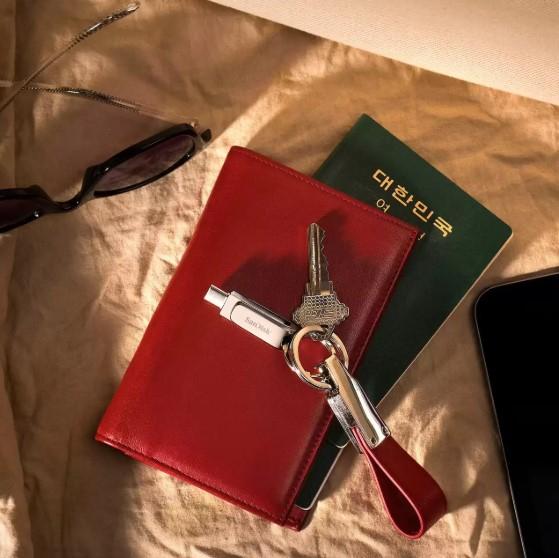 Produktbild SANDISK Ultra Dual Drive Luxe USB /s (2000 GB, USB-A, USB-C)