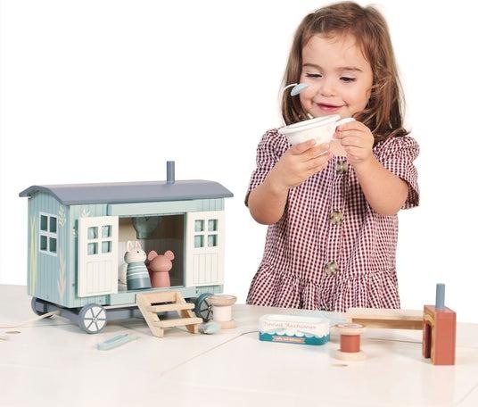 Produktbild Tender Leaf Toys Schäferwagen