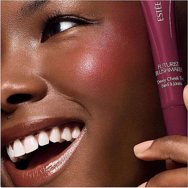 Image du produit Estée Lauder Futurist Blushmaker 04 Elevator Smile (04 - Sourire d'élévateur)