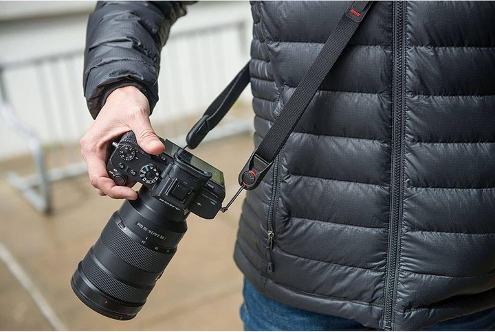 Actual product image Peak Design Leash (Neck belt)
