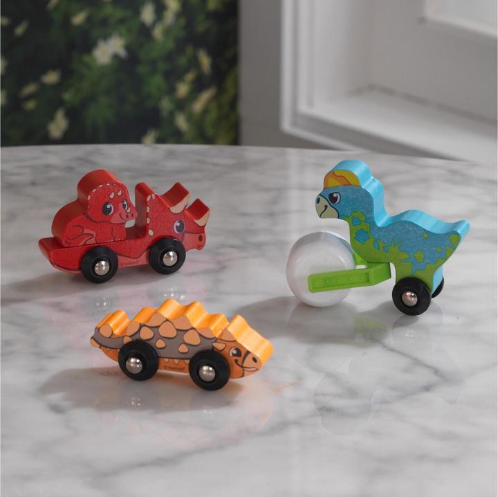 Produktbild KidKraft Adventure Tracks™: Dino-Welt Prähistorische-Freunde-Set
