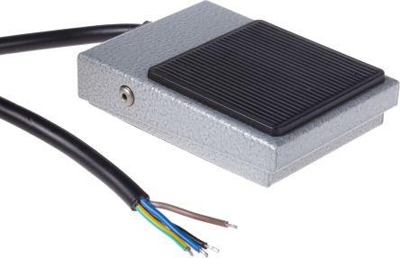 RS PRO SPDT non-latching light duty foot switch