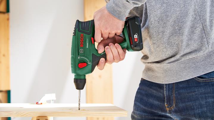 Actual product image Bosch Home & Garden Uneo Maxx (Rechargeable battery operated)