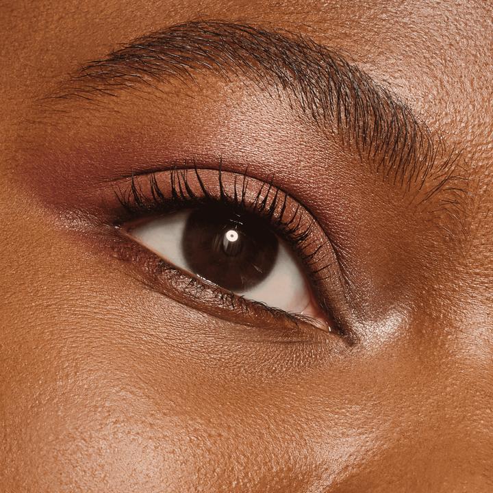 Actual product image Catrice The Deep Velvet Eyeshadow Palette (#D05F58, #D9845E, #DF8477, #F7BF9A, #FCC69D, #FDBE8D, #FF8A83, #FFB691)