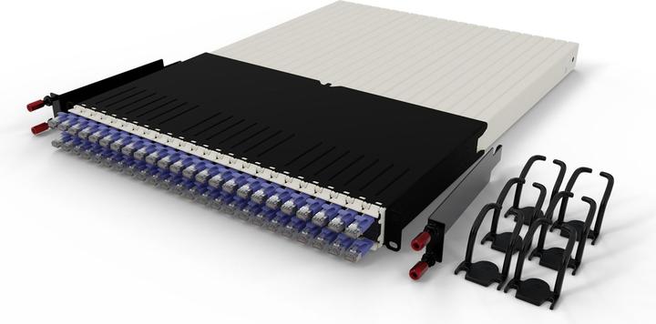 Produktbild PATCHBOX one / 30RU / Cat 6A, STP, 1.8 m, Violett (CAT6a, 1.80 m)