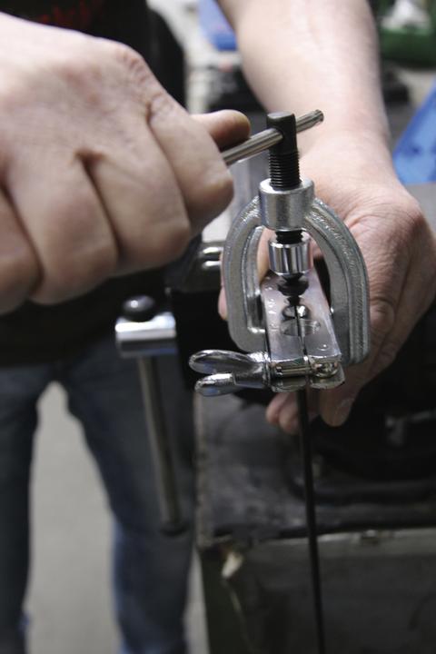 Actual product image BGS Press à collets doubles 9 pièces