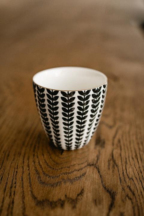 Immagine prodotto Kadastar Metropolitan Leaves tazza da caffè 250 ml, nero/bianco (250 ml, 1 x)