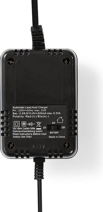 Produktbild Nedis Bleiakkuladegerät - 2/6/12 V - Vollautomatisches Ladegerät - Spannungswahlschalter - Verpolu (1 Stk., Ladegerät ohne Akku)
