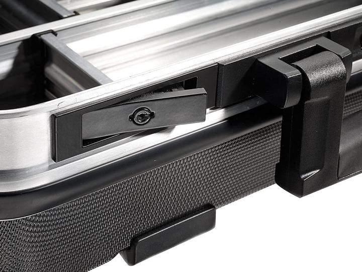 Image du produit B&W International Boîte à outils universelle unbes (1 Pièce)