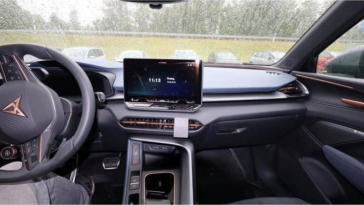 Produktbild Brodit ProClip Cupra Terramar 24-26