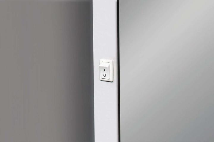 Produktbild Schneider ARANGALINE mit Spiegelheizung LED Lichtspiegel, mit Steckdose, 167x78x14cm, 160.761.01.00
