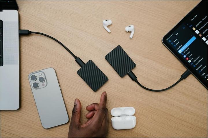 Produktbild Verbatim External Drive Store n Go Mini Stripe USB-C SSD 512GB Black 32034 (0.51 TB)