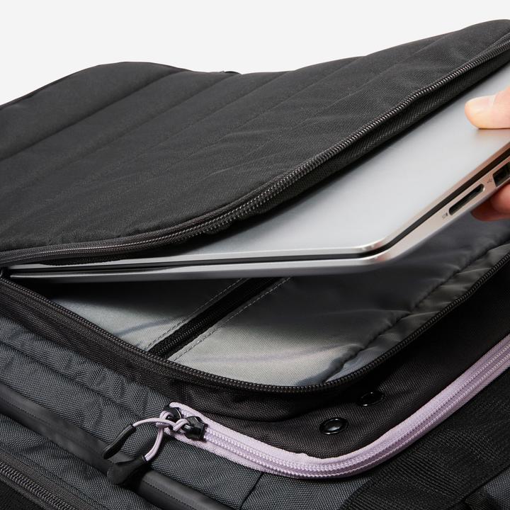 Actual product image Corength Sporttasche Krafttraining Crosstraining mit Isolierfach 50 l - schwarz (50 l)