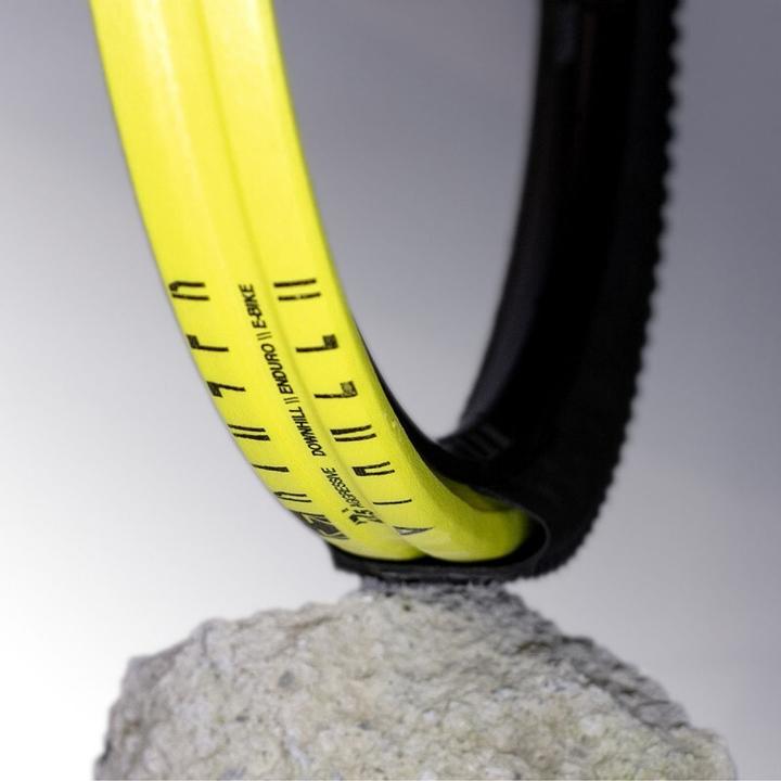Produktbild PanzerGlass Enduro GEN3C