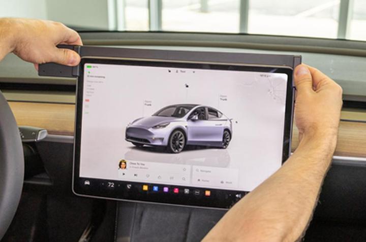 Immagine prodotto Brodit ProClip Tesla Model Y 20-25