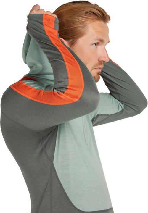 Actual product image Icebreaker Merino 200 Sonebula L/S Half Zip Hood (S)
