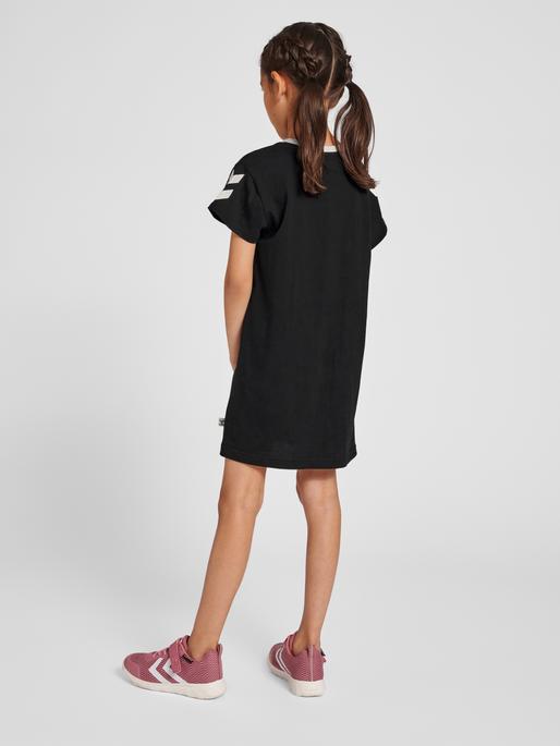 Produktbild hummel Mille T-Shirt Dress S/S (104)