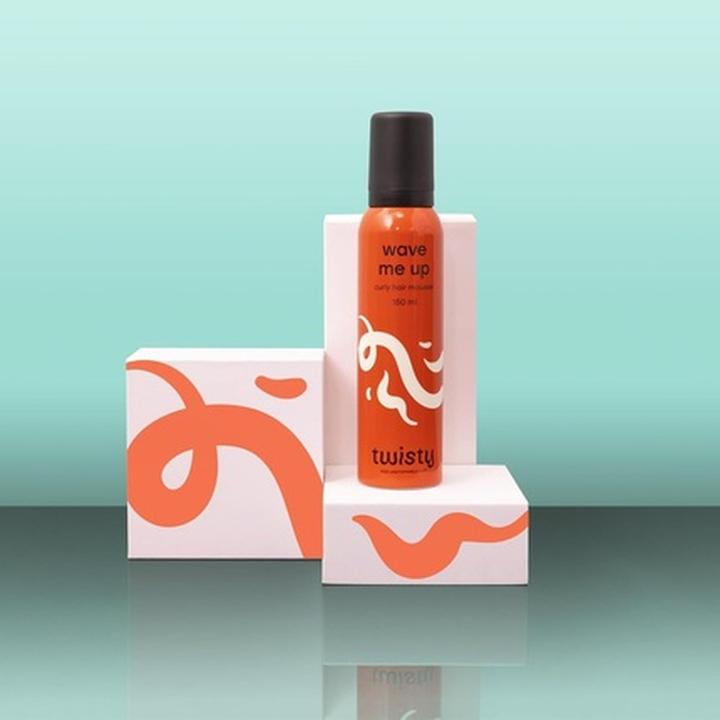 Actual product image NoName Wave Me Up Hair Foam 150ml - Curl Mousse for Curly Hair Defines Curls and Waves Fixing, Nouri (150 ml, Curling mousse)