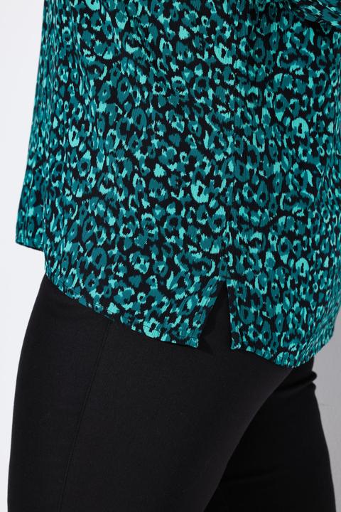 Immagine prodotto Ulla Popken Damen grosse Grössen Tunika, bedruckt, Rundhals, Knöpfe, 3/4-Arm marine 42+ 842837130-42+ (42, 44)