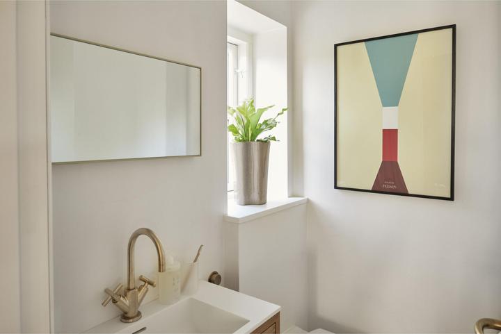 Actual product image Hübsch Shine Mirror Medium Yellow (4 x 40 cm)