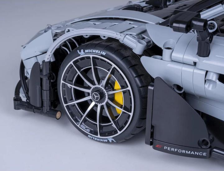Actual product image Cada Mercedes-AMG One