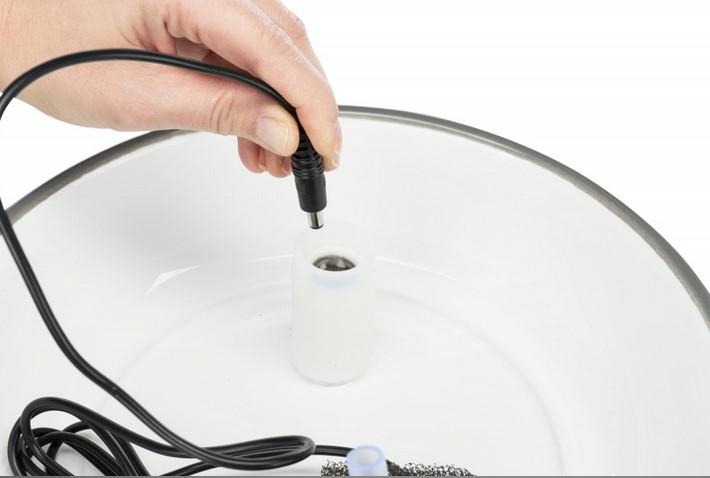 Actual product image Trixie Pump and power supply unit