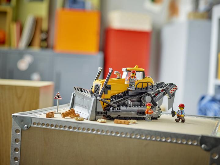 Actual product image LEGO Gelber Bulldozer mit Frontlader (60466)