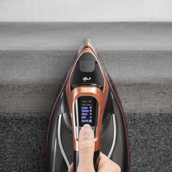 Produktbild Rowenta DW9520 Steamforce Pro Dampfbügeleisen schwarz/bronze (3200 W, 300 g/min)