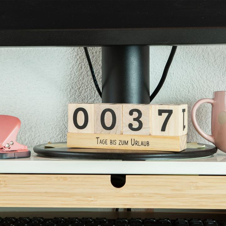 Actual product image Natura Punto Wooden Cube Countdown with 2 Theme Bars