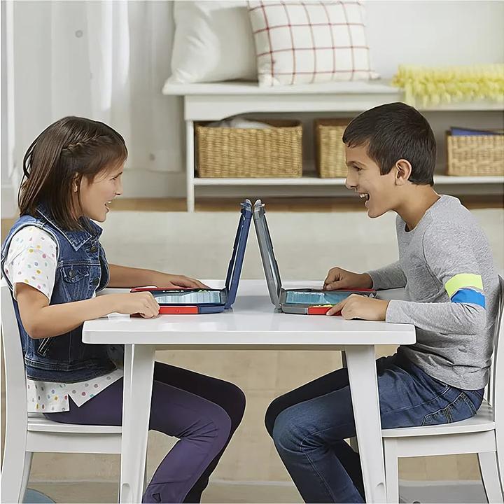 Actual product image Hasbro Gaming Fleet manoeuvres (German, 2 Players)