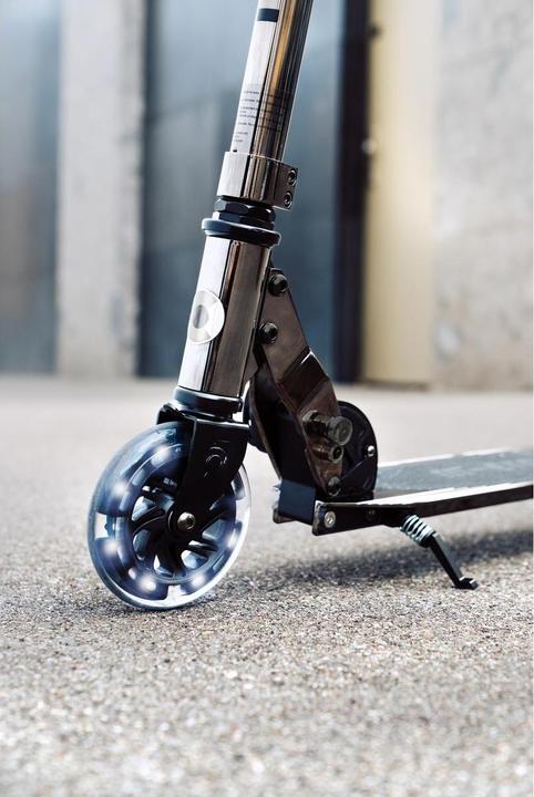 Produktbild Micro Kickboard Sprite Black Neochrome