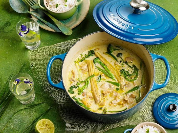 Produktbild Le Creuset Signature (28 cm, Bräter + Schmortopf, Gusseisen)